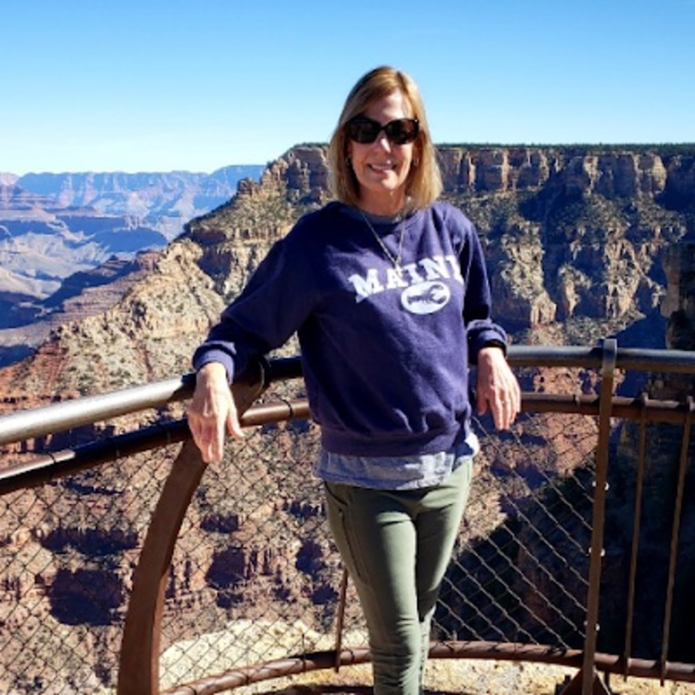 Meet your Posher, Elizabeth